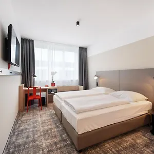 Ξενοδοχείο Wyndham Garden Messe